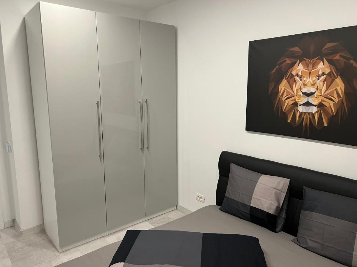 Stunning 2-room Penthouse With Lakeview W11 Apartment Bucharest