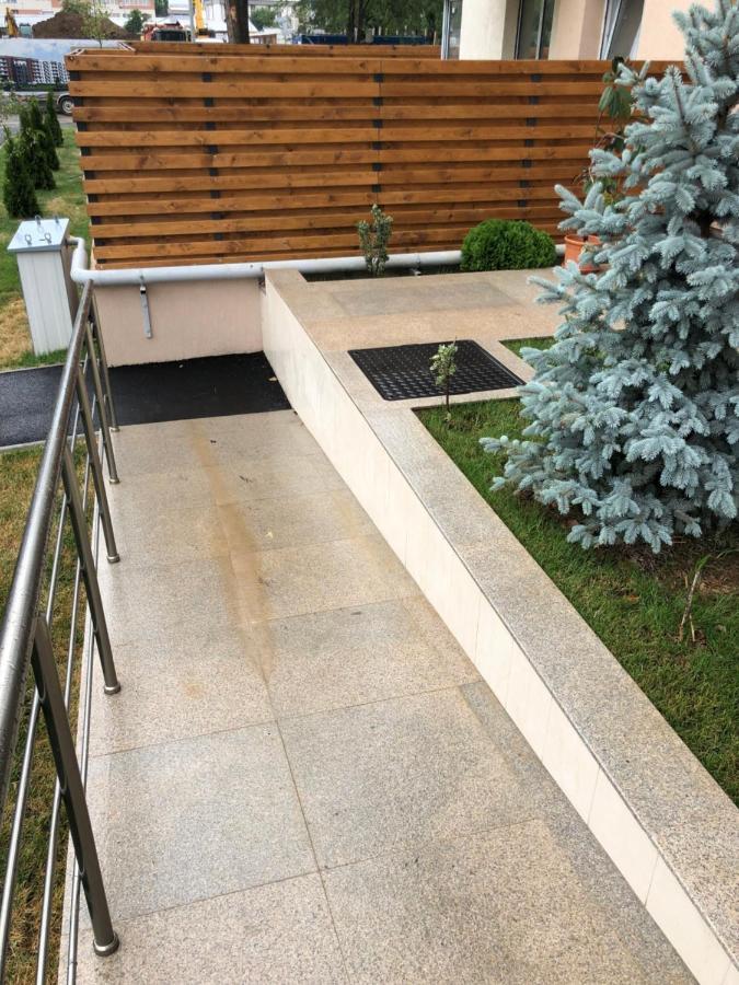 Stunning 2-room Penthouse With Lakeview W11 Apartment Bucharest
